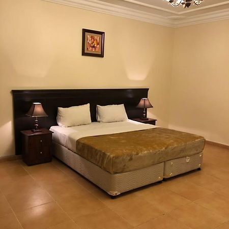 Al Meknan Furnished Units Aparthotel Medina Buitenkant foto