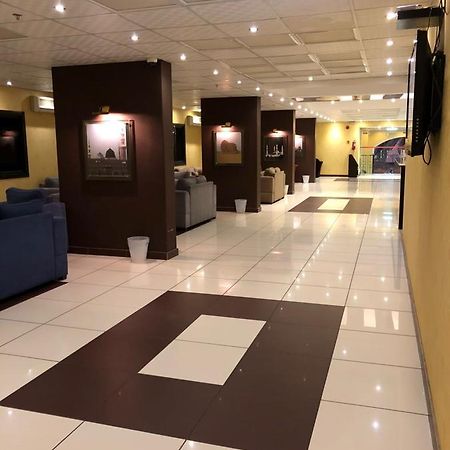 Al Meknan Furnished Units Aparthotel Medina Buitenkant foto